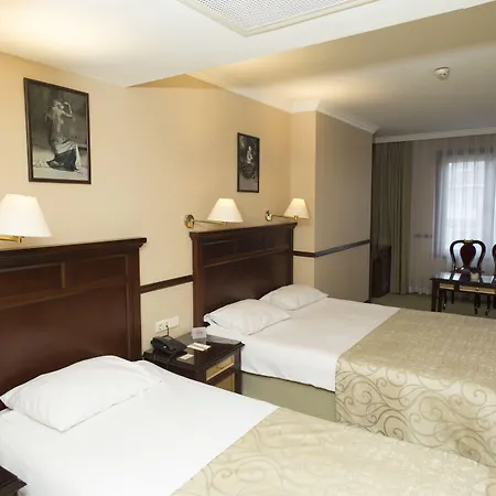 Hotel Topkapi Inter 4*