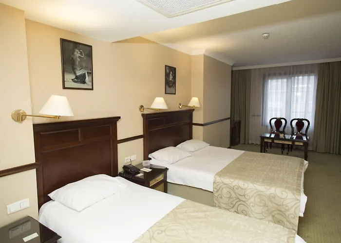 Hotel Topkapi Inter 4*